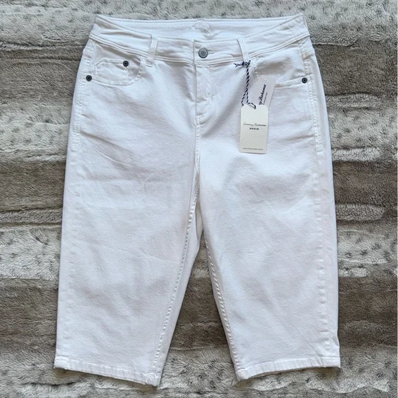 NWT TOMMY BAHAMA Women’s Afton Clam Digger Shorts in White Size 10